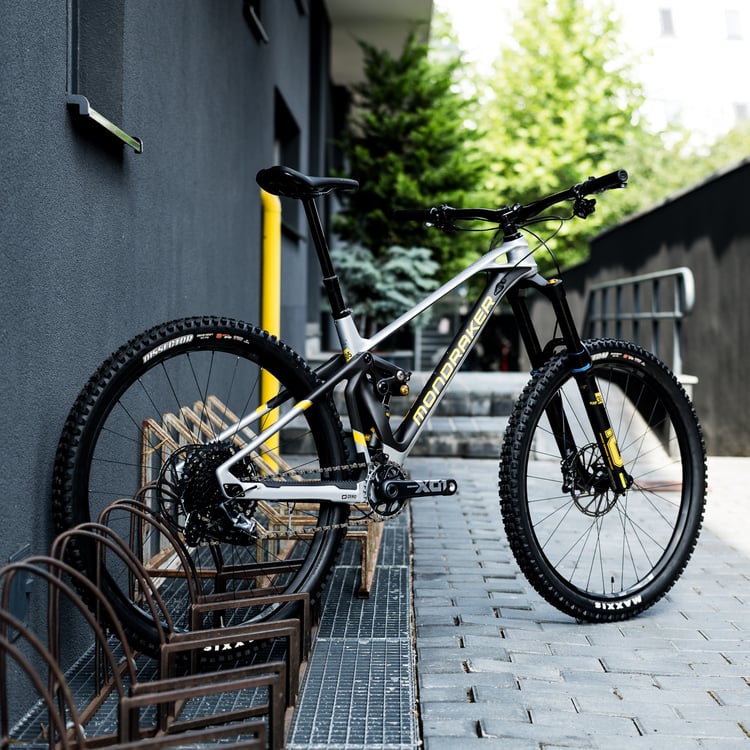 Mondraker Superfoxy RR カーボンフレーム M w=750,h=750,fit=scale-down