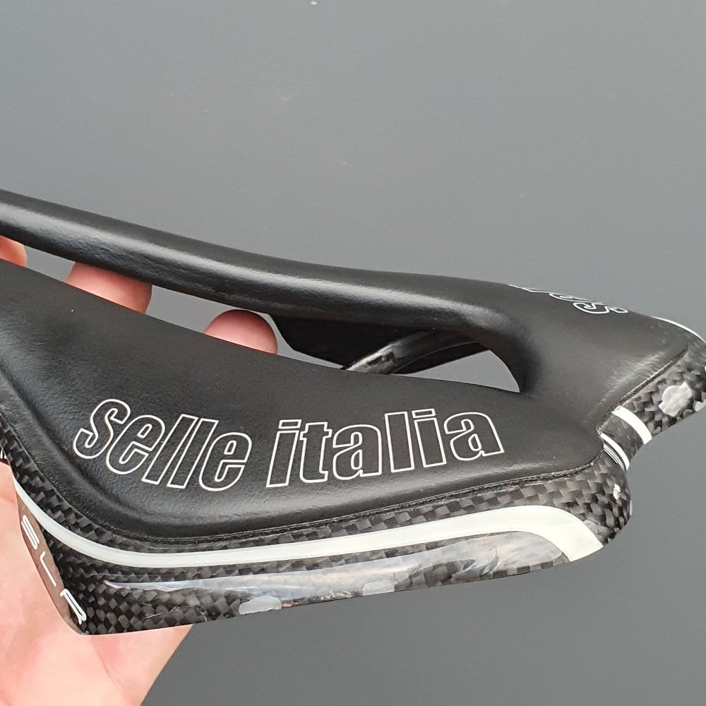 Sa Selle Italia SLR Tekno Flow Carbon - PlayBike.ro