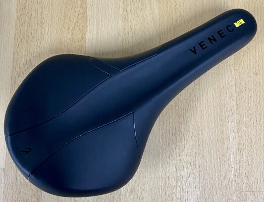 natural fit venec lite cube